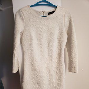 White Scuba Material 3/4 sleeve Dtess